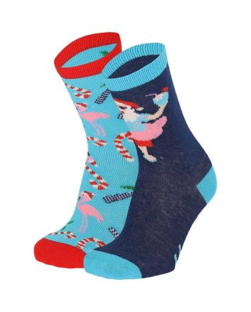 Weihnachtskindersocken in Weihnachtskugel