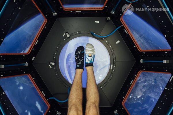 Space Trip Sneakersocken – Bild 2