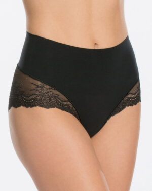 Spanx | Undie-tecable corrigerende hipster | sokken-online.nl