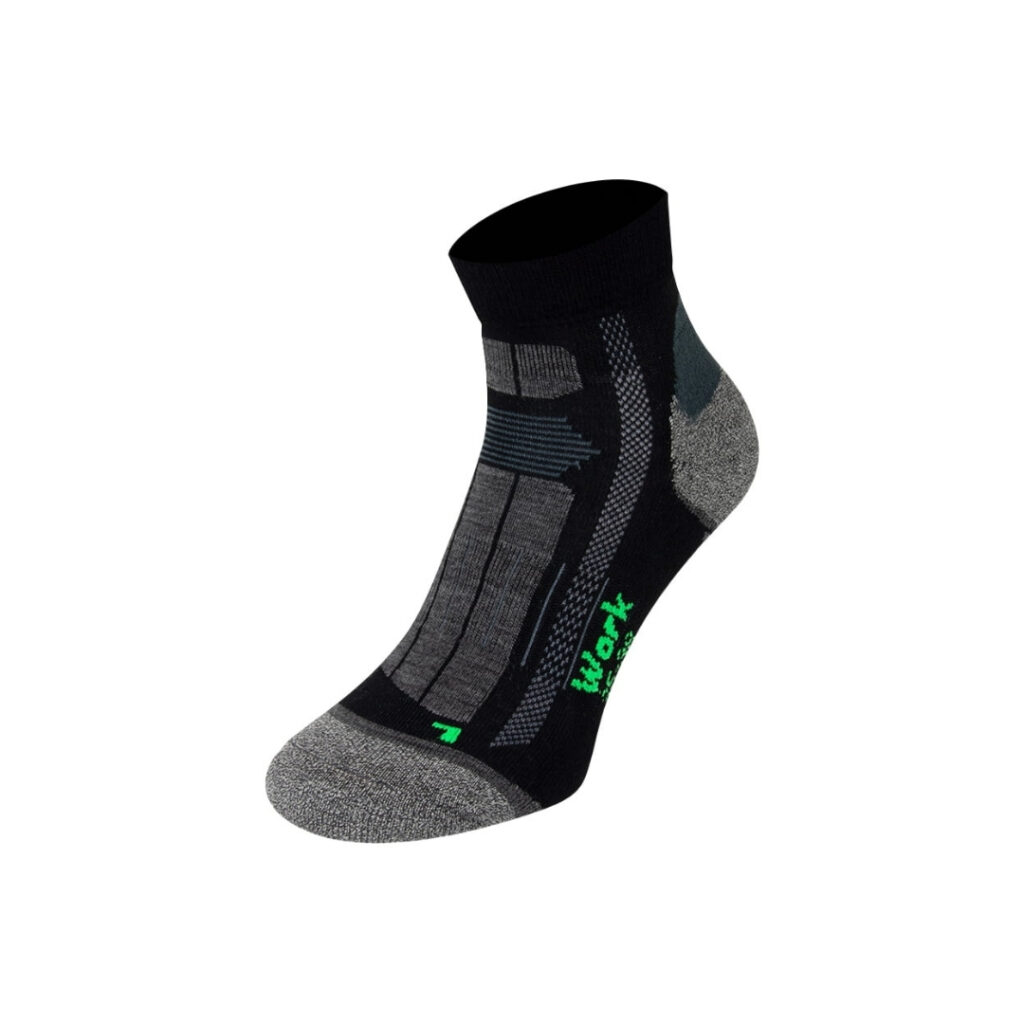 Socken-online-blog-bild-Vatertag-2025-boru-bambus-arbeitssocken-baumwolle